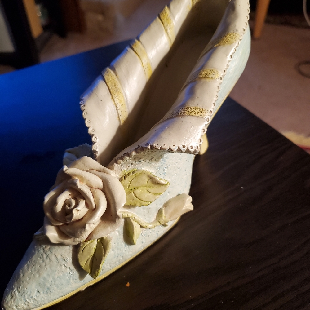4 for $10*ceramic shoe decor
